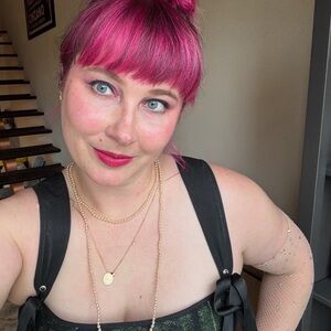 Meet your Posher, Sarah